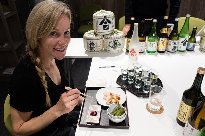 1.5-Hour Kyoto Insider Sake Experience with 7 Tastings & Pairings - Small-group pacing in a private tasting room