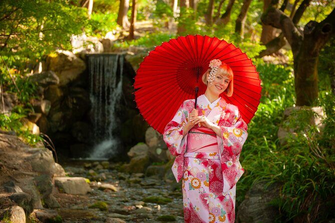 A Privately Guided Photoshoot in Beautiful Kyoto by a Pro - Key highlights worth knowing