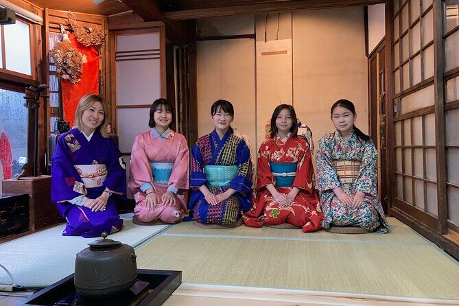 A Unique Antique Kimono and Tea ceremony Experience in English - The Antique Kimono Fitting Is the Story’s First Chapter