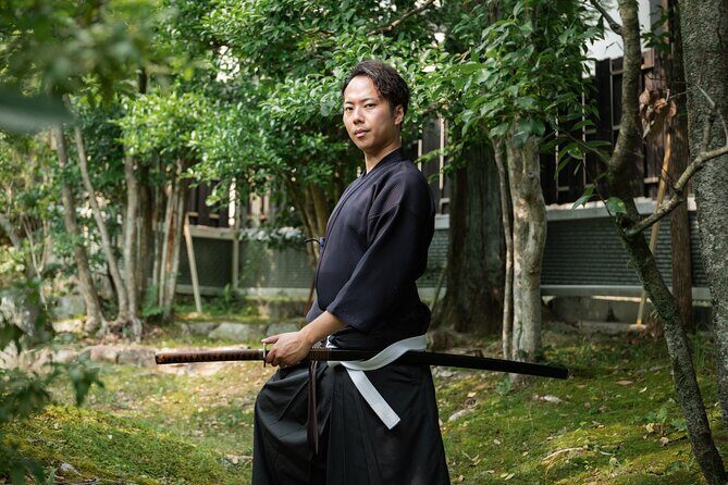 Ancient Katana Training in Kyoto with Local Students - Key Things You’ll Notice Right Away