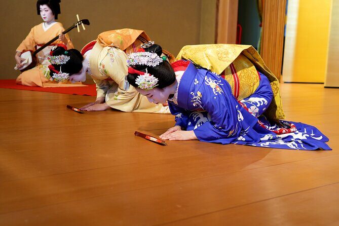 Authentic Maiko Experience＆Kyoto Dinner (Free drink) at Noh Stage - Key things to know before you go