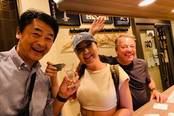 Bar Hopping Private Tour in Kyoto(WAKUWAKU area) - Meeting point and timing: starting smart at 7:00 pm