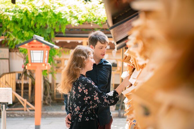 Beautiful Photography Tour in Kyoto - Ishibekoji alleyways for calmer, more intimate shots