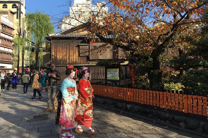 Bike Tour Exploring North Kyoto plus Lunch - Stop 3: Kitano Tenmangu—local shrine atmosphere, not just sightseeing