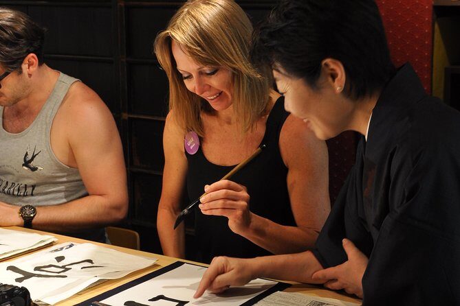 Calligraphy Experience in Kyoto Townhouse - Key things that make this calligraphy class worth your time