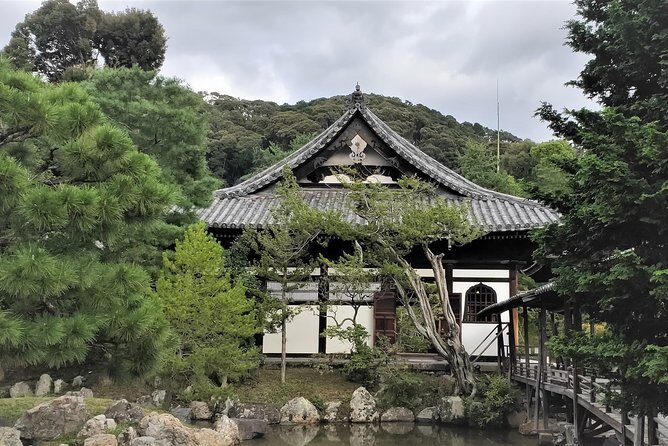 Carefree Private Exploration of Fushimi Inari, Gion, Kiyomizudera, and More - The real question: how much walking and how tough is it?