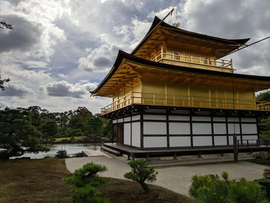 Craig's Kyoto Private Luxury Alphard Tour / The Early Riser - First Stops: Fushimi Inari Before the Line-Up