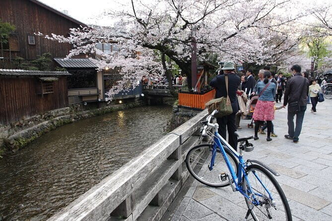 Discover Kyoto by Bike: Authentic Half Day Tour - Gion first: learning Kyoto’s street rhythm