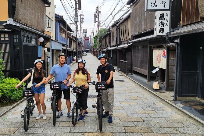 Early Bird E-biking through East Kyoto - Tofuku-ji and the Bridge Moment: Zen Temple Breathing Room