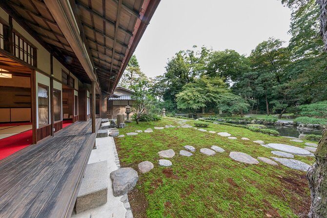 Family Mitsui House Museum with green tea admission ticket - Your ticket includes matcha and the right kind of stillness