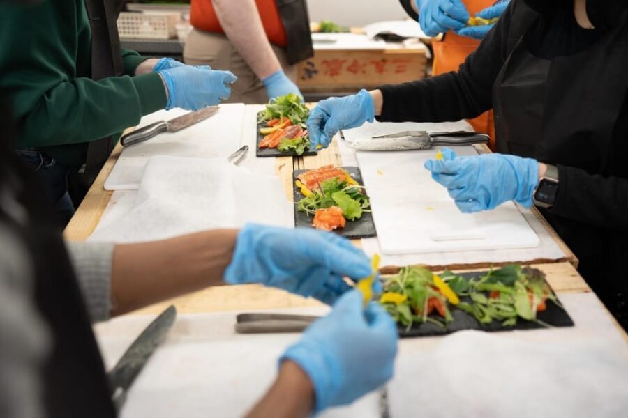 Fish cutting class - From Watching to Filleting: Knife Skills in a 400-Year Shop