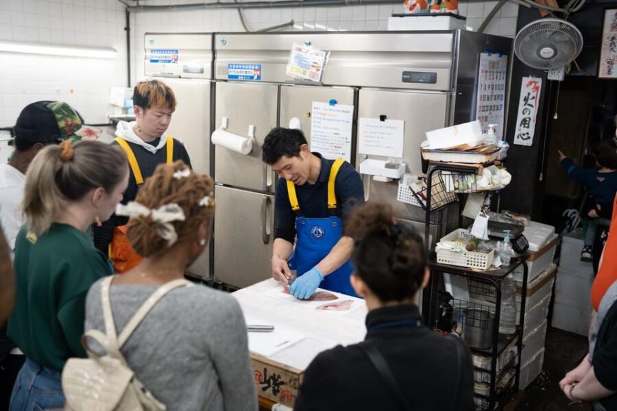 Fish cutting class - Who Should Book This Fish-Cutting Class