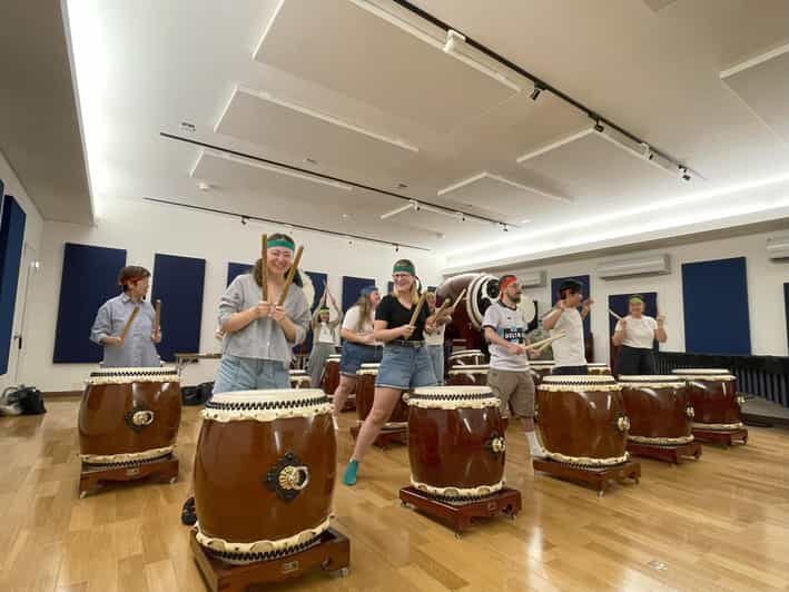 From Kyoto: Japanese Drum Taiko Workshop in Osaka - Finding the meeting point at JR Kyoto Station (and not accidentally going the wrong way)