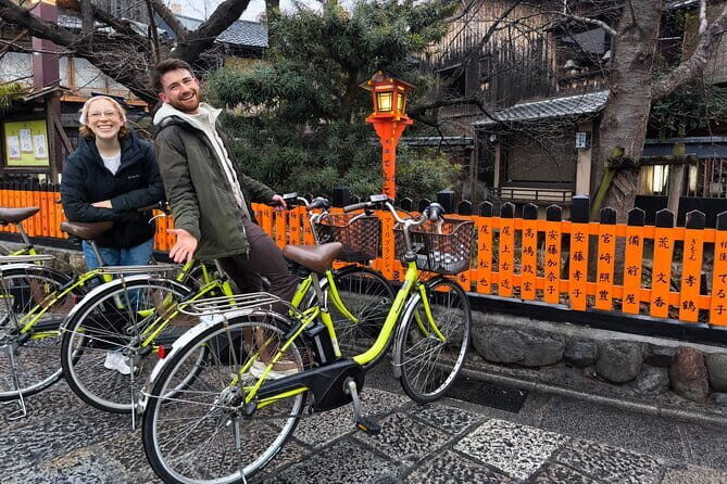From Kyoto / Osaka: Kyoto Must-see Spots & Nara Park One Day Tour - Fushimi Inari Taisha and the senbon torii walk