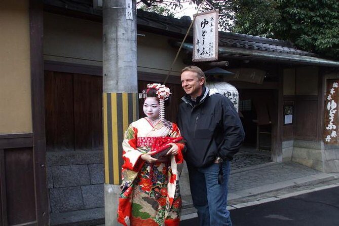 Gion and Fushimi Inari Shrine Kyoto Highlights with Government-Licensed Guide - Fushimi Inari-taisha: Torii Trails Without the I-Guess-This-Wrong Problem