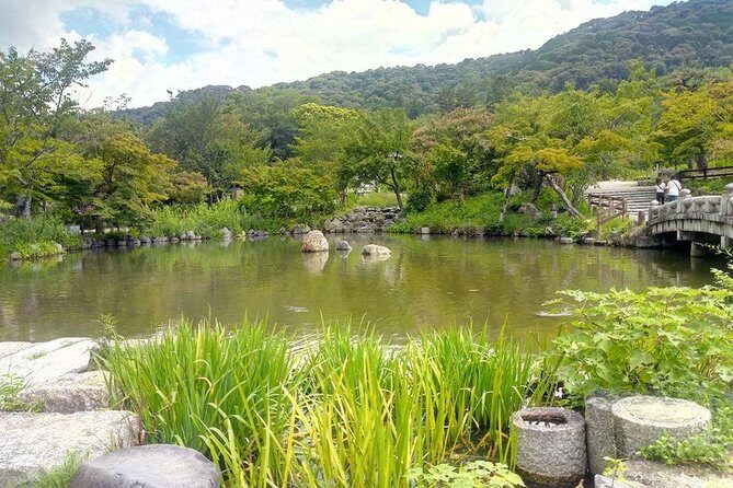 Guided Gion Tour: Explore Kyoto’s Historic Geisha District - Price and timing: $350 per group, about 2 hours, and what that means for value