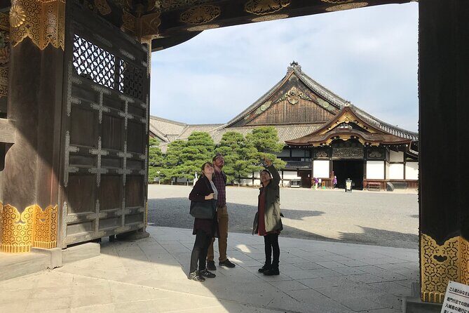 Half-Day Private Walking Tour in Kyoto - The Private-Guided Difference: More Than Just Fewer People