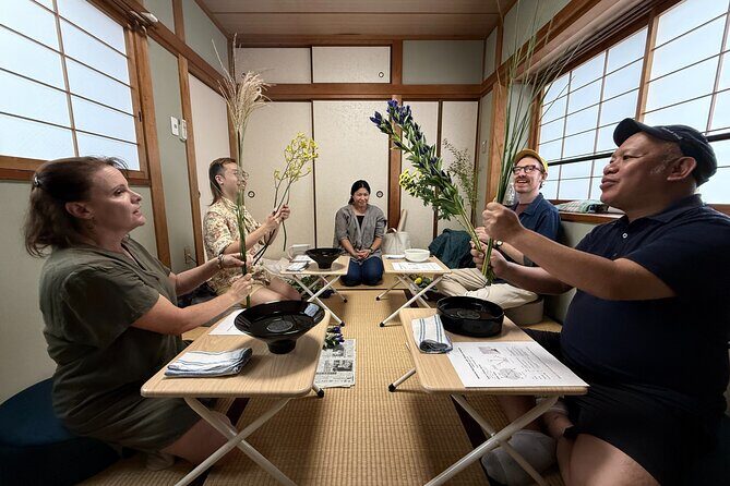 Ikebana Floral Design Workshop in Kyoto - Taking your ikebana back to your hotel