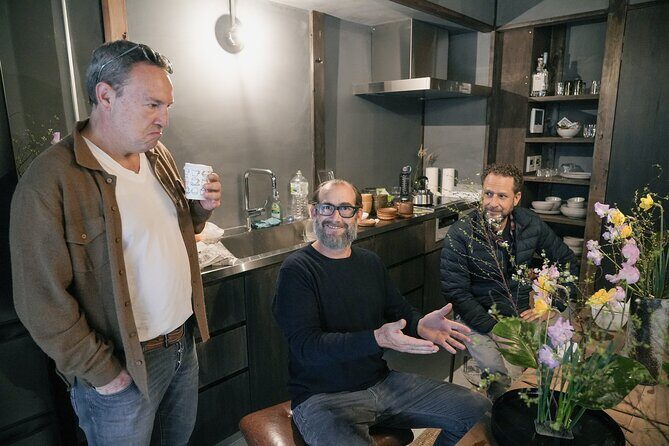 Ikebana Traditional Japanese Art of Flower Arranging - Getting your flowers to last: practical care tips for up to two weeks