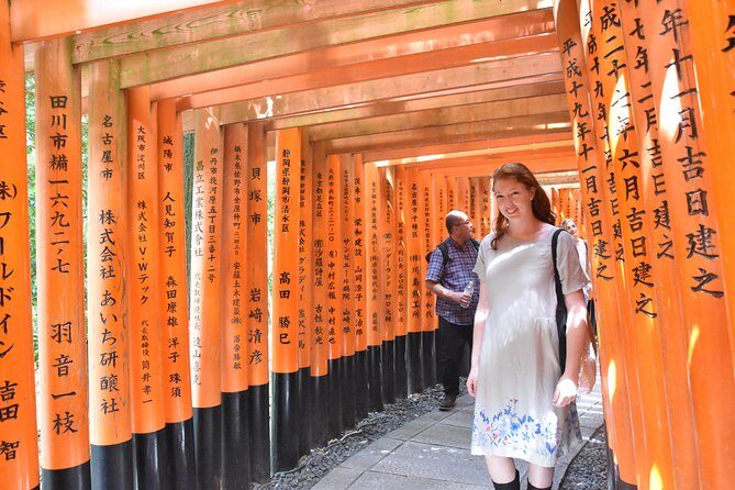 Inside of Fushimi Inari - exploring and lunch with locals - Guides you can actually follow: pace, explanations, and crowd control