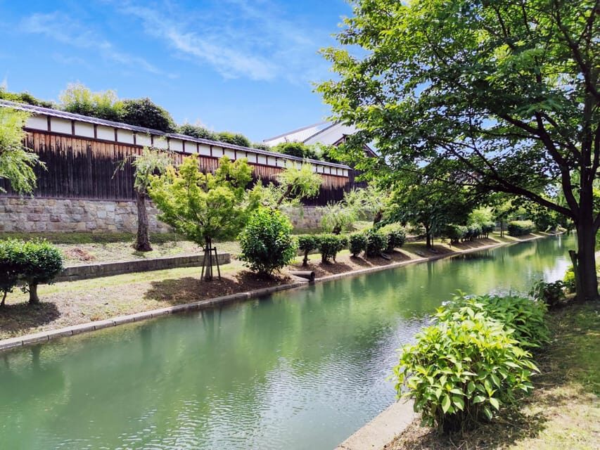 Japanese Sake Breweries Tour in Kyoto Fushimi - Fushimi Saka Gura Kouji: walking the brewery alley feeling