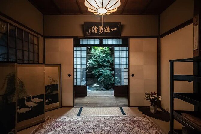 Kimono Tea Ceremony at Kyoto Maikoya, Karasuma Shijo - Your Kimono Prep: Choosing an Outfit and Getting Styled
