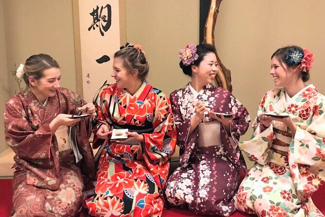 Kimono Tea Ceremony at Kyoto Maikoya, NISHIKI - On tatami: how the tea ceremony lesson actually unfolds