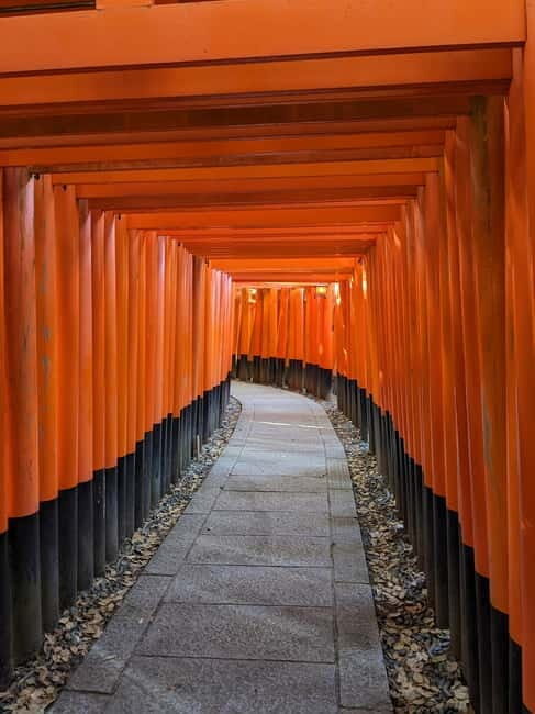 Kyoto: 1.5-Hour Guided Tour of Fushimi Inari Shrine - Price and value for 90 minutes (and who it’s for)