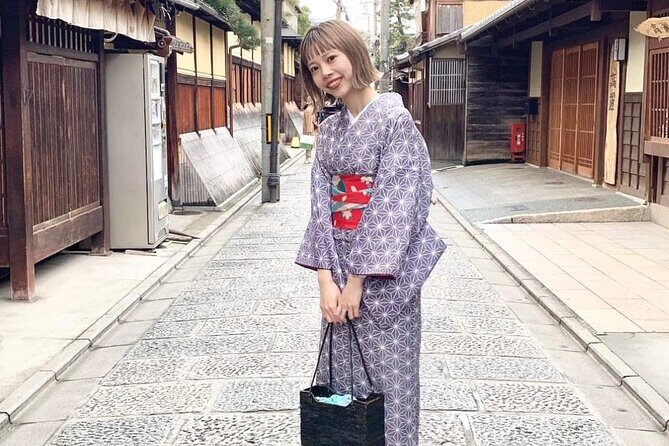 Kyoto 6hr Private Guided Tour & Kimono Experience - Wargo Kimono in Kyoto’s Gion Area: The Easy Way In