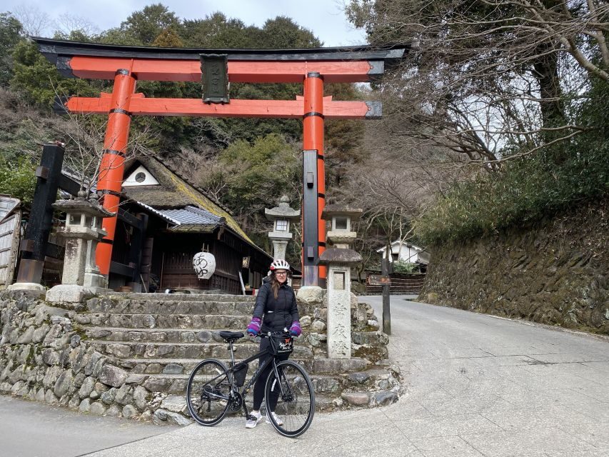 Kyoto: Arashiyama Bamboo Forest Morning Tour by Bike - Your guide: the difference between seeing places and understanding them