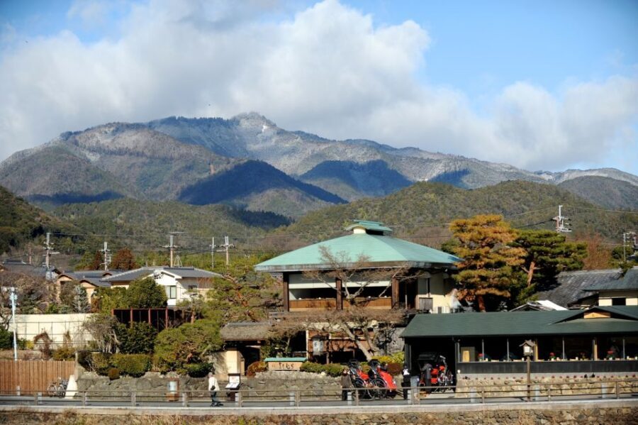 Kyoto: Arashiyama Customized Rickshaw Tour & Bamboo Forest - Price and value: what $51 buys you in Kyoto
