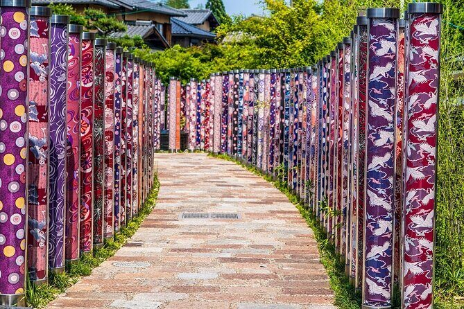 Kyoto: Arashiyama Early Access Bamboo & Temple Tour - Arashiyama in a nutshell: why this 3-hour format works