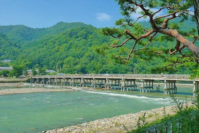 Kyoto Arashiyama & Sagano Bamboo Private Tour with Government-Licensed Guide - Imperial Villa Design: Shugakuin and Katsura Rikyū Rules You’ll Thank Yourself For