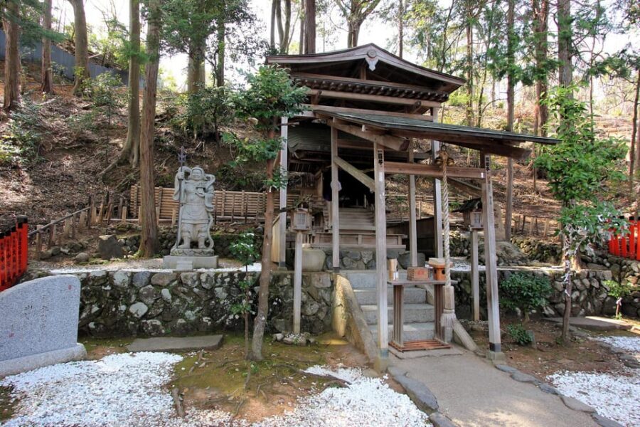 Kyoto: Arashiyama Tour with optional Sagano Romantic Train - The local café and street-food time: What to budget (and what to expect)