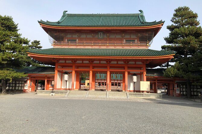 Kyoto Bamboo Forest & Golden Pavilion E-Bike Tour - The Small-Group Difference—and Why the Guide Matters