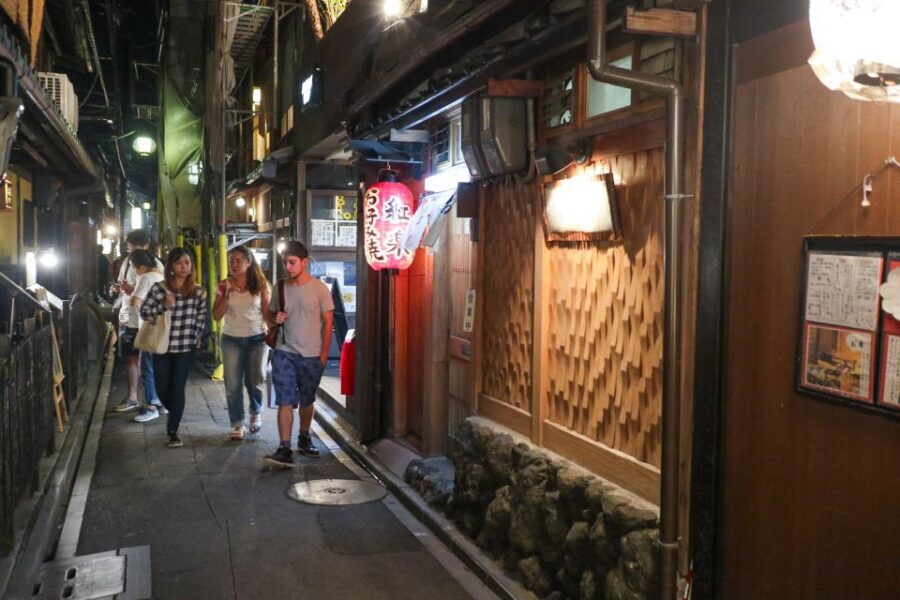 Kyoto : Bar Hopping Tour in Pontocho Alley at Night - How the Night Starts at Gion Shijo’s Izumo-no-Okuni Statue