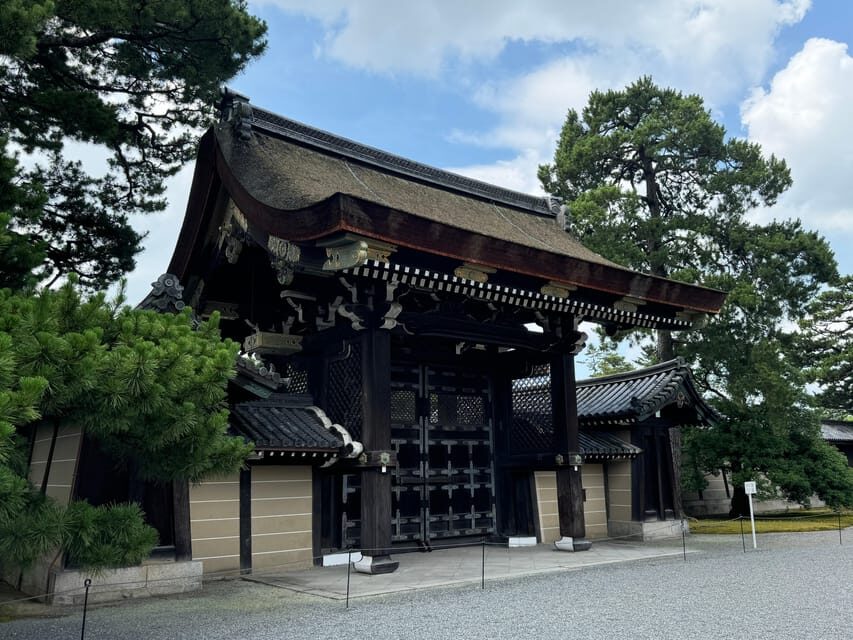 Kyoto: Discover Every Bit of Kyoto Imperial Palace - The gardens: calm strolling with meaning