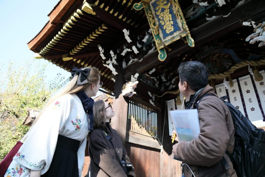 Kyoto: Discover the Oldest Geisha District, Kamishichiken - Entering Kitano Tenmangū: Start at 一の鳥居