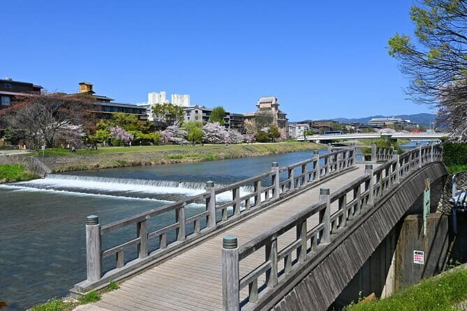 Kyoto E-Bike Tour of Hidden Gems, Backstreets and Temples - Stop 2: Nanzen-ji Temple for dramatic Zen architecture