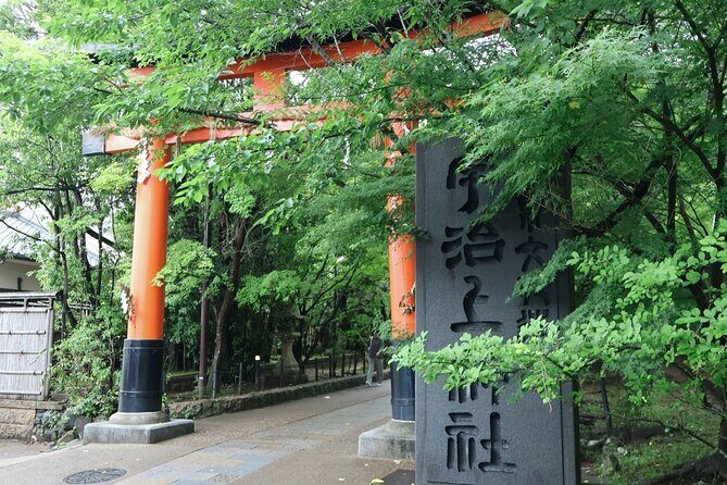 Kyoto Early Bird Tour in Uji and Fushimi Inari - How Genki’s Shinto and Buddhism Talk Helps You See More