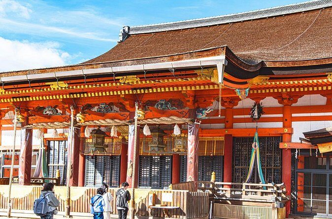 Kyoto East Early Morning Walking Tour - Yasaka Shrine and the local festival angle