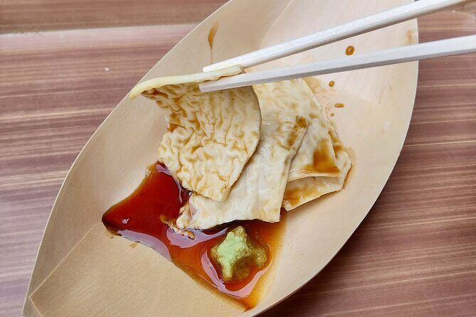 Kyoto Food Tour of 10 Tastings with Wagyu, Mochi & More Surprises - Gion okonomiyaki stop: a rest break with Kyoto-style savory pancake