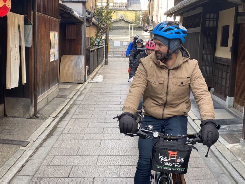 Kyoto: Full-Day City Highlights Bike Tour with Light Lunch - Arashiyama Bamboo Grove: Start With a Green Shock