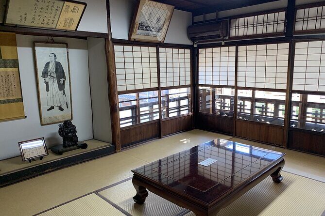 Kyoto Fushimi District Food and History Tour - Stop 1: Fushimi Inari Taisha Beyond the Thousand Gates
