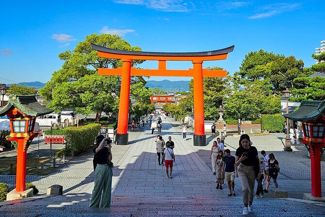 Kyoto: Fushimi Inari Taisha Small Group Guided Walking Tour - What to bring, and how to make the walk easier