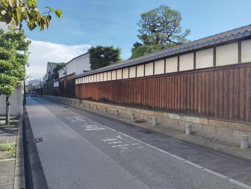 Kyoto: Fushimi Sake Brewery Tour - 18 Tastings in 2.5 Hours - Fushimizu Sake Brewery Alley: the payoff with 18 tastings