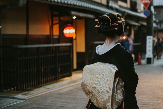 Kyoto Gion Early Morning Walking Tour - Why an Early Morning Gion Walk Is Worth Your Wake-Up Call