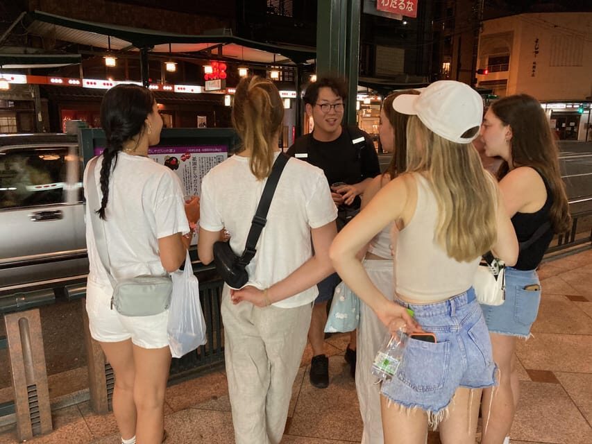 Kyoto: Gion Evening Walk with Hidden Gems, Geisha & Sake - The $32 Value: 90 Minutes, Sake, and Photo Help