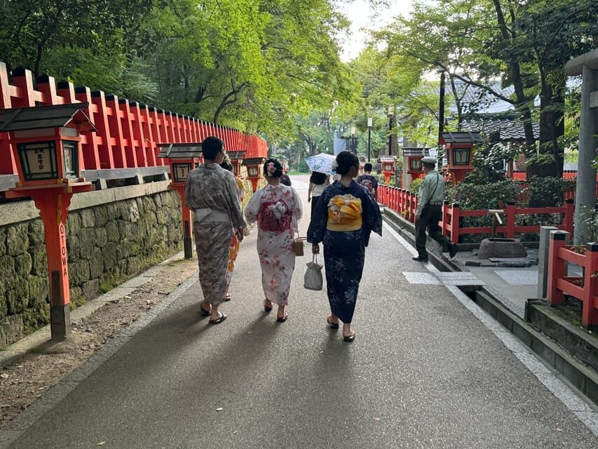 Kyoto: Gion & Geisha district evening tour - Price and value: $64 for 150 minutes, and when it’s worth it