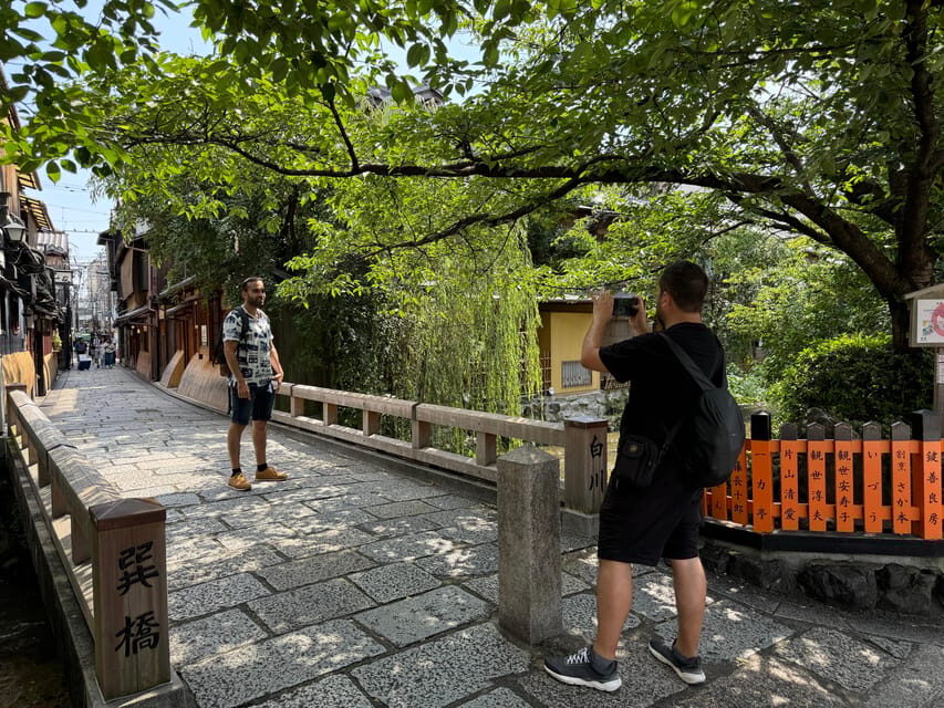 Kyoto: Gion Geisha District & Yasaka Shrine Walking Tour - Geiko and maiko traditions: what the guide will actually explain